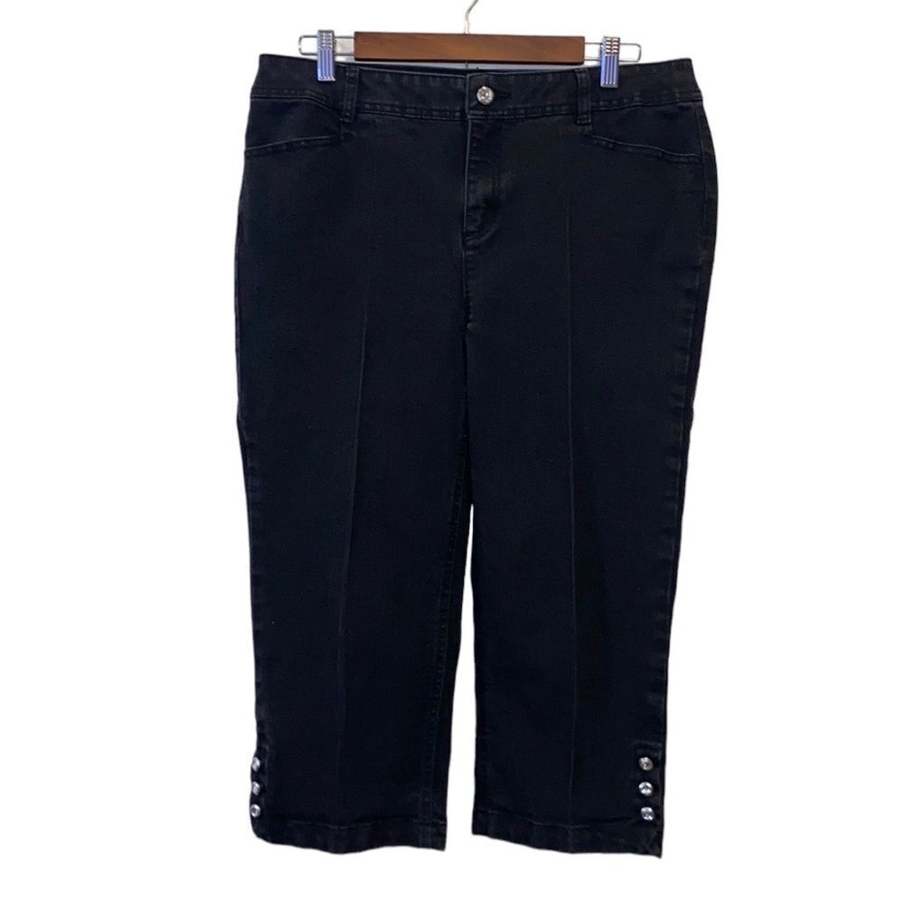 Chico’s M Cropped Black Stretch Denim Rhinestone Jeans 1.5 Medium 10‌‌